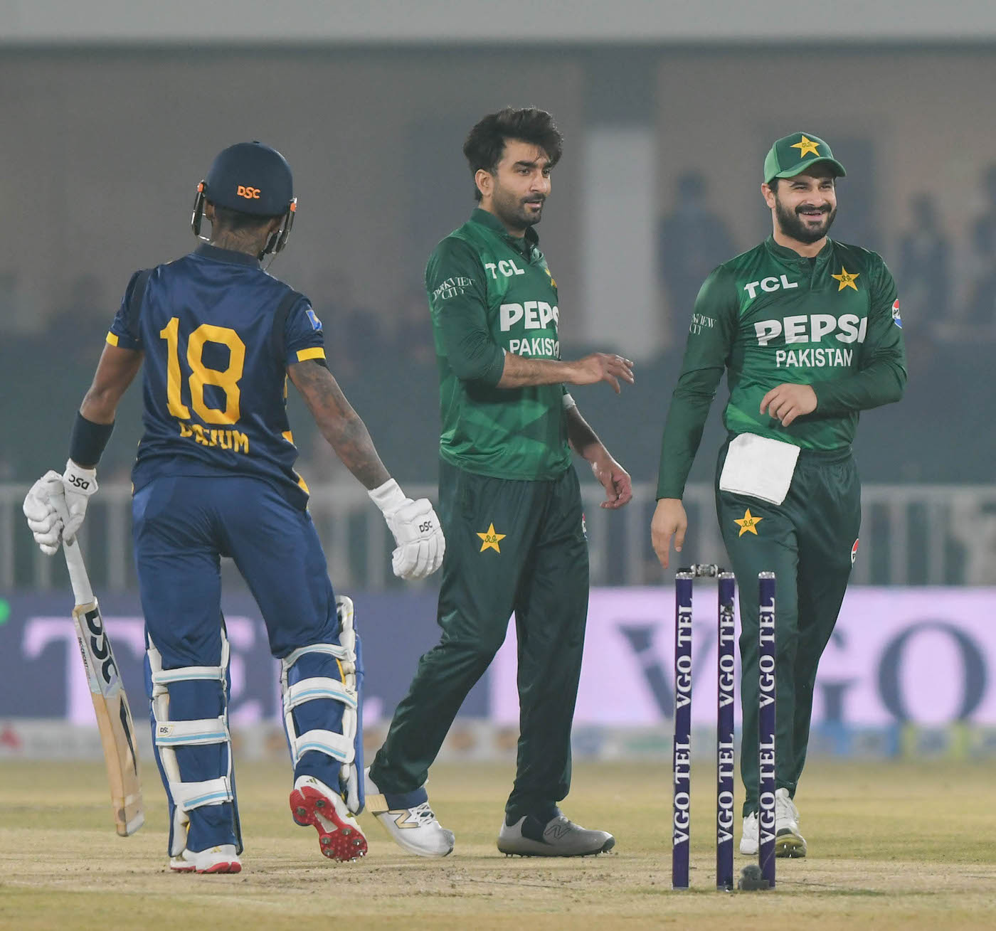 Well-oiled Pakistan wary of buoyant Sri Lanka in tri-series final
