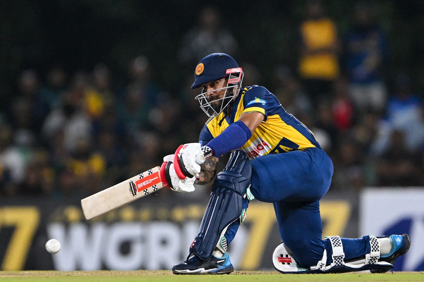 Shanaka, Mendis star in 12-over run-fest to square series for Sri Lanka